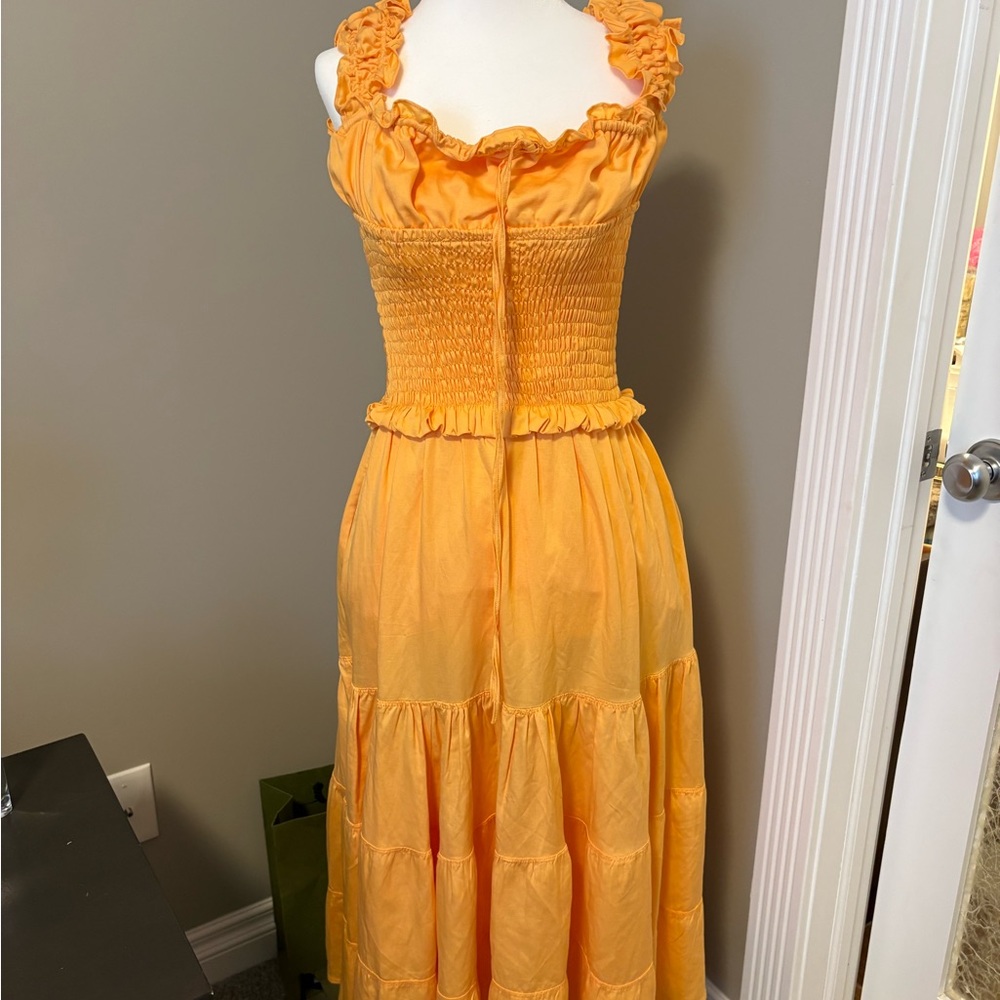 Elegant Orange Sleeveless Dress